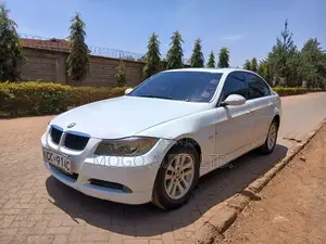 BMW 320i 2007 White