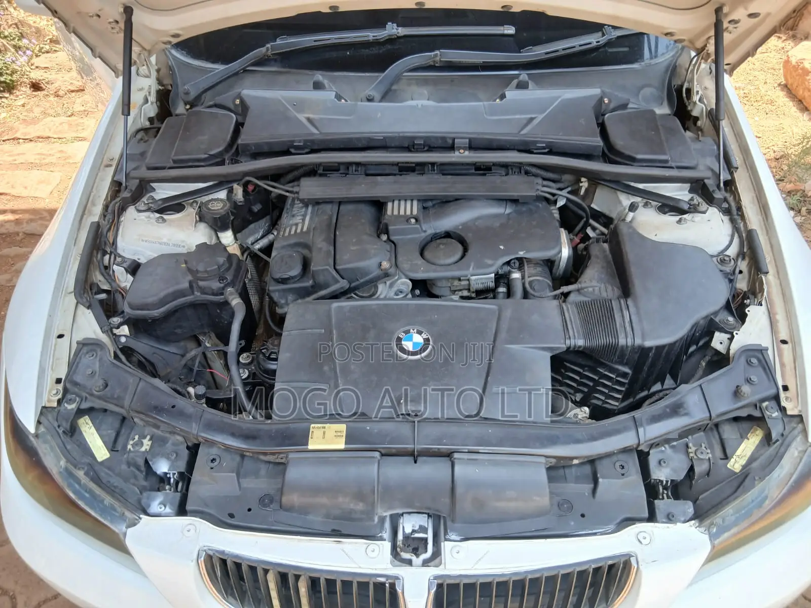 BMW 320i 2007 White