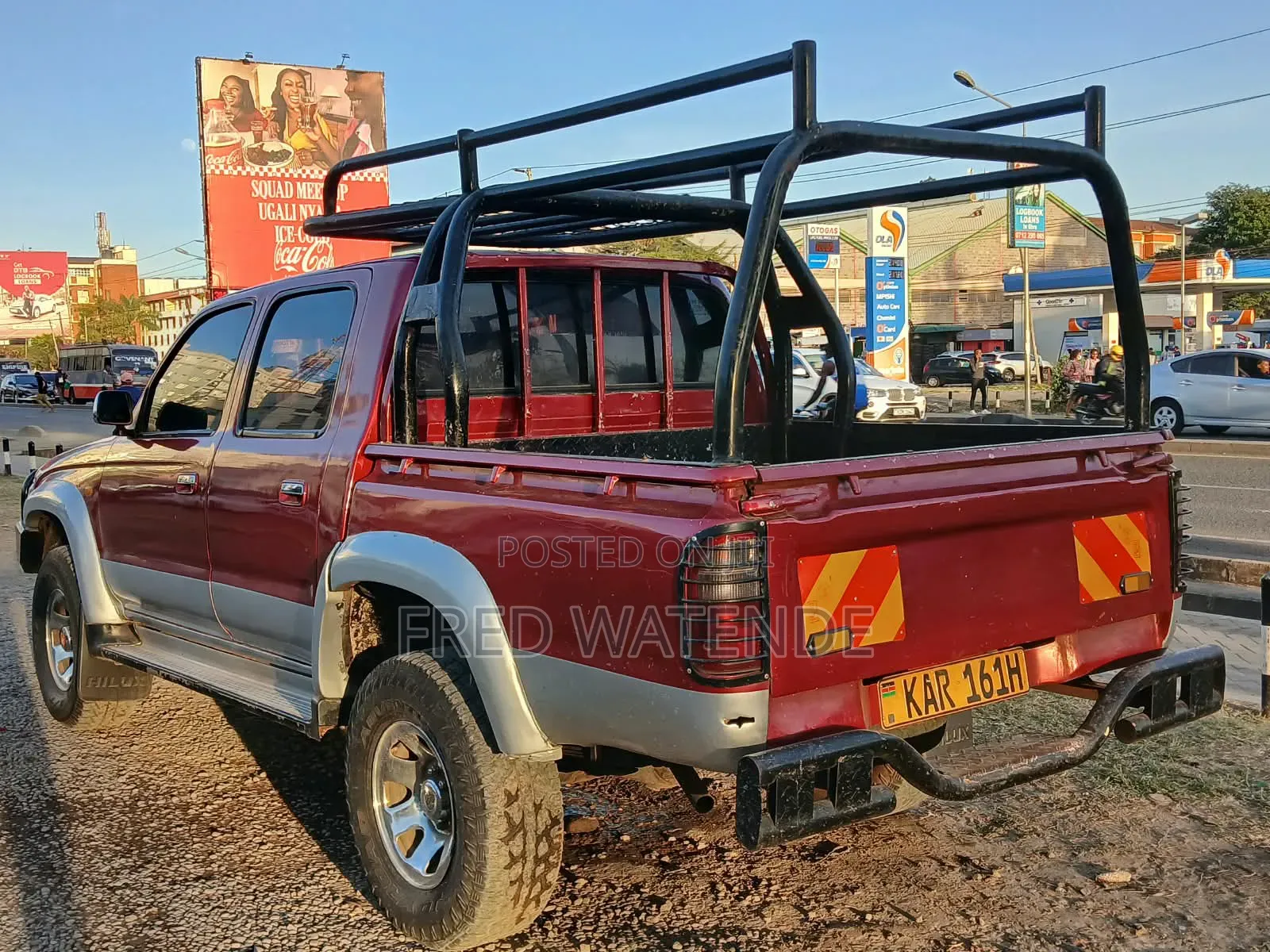 Toyota Hilux 2003 Red
