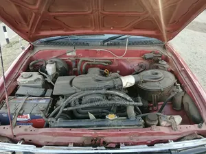 Toyota Hilux 2003 Red