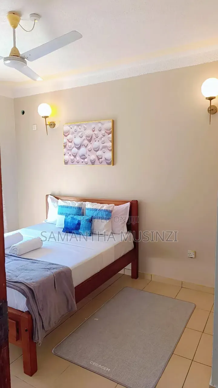 2 Bedroom Close to Beach