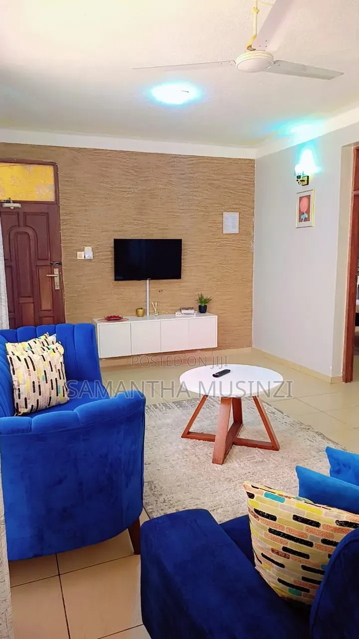 2 Bedroom Close to Beach