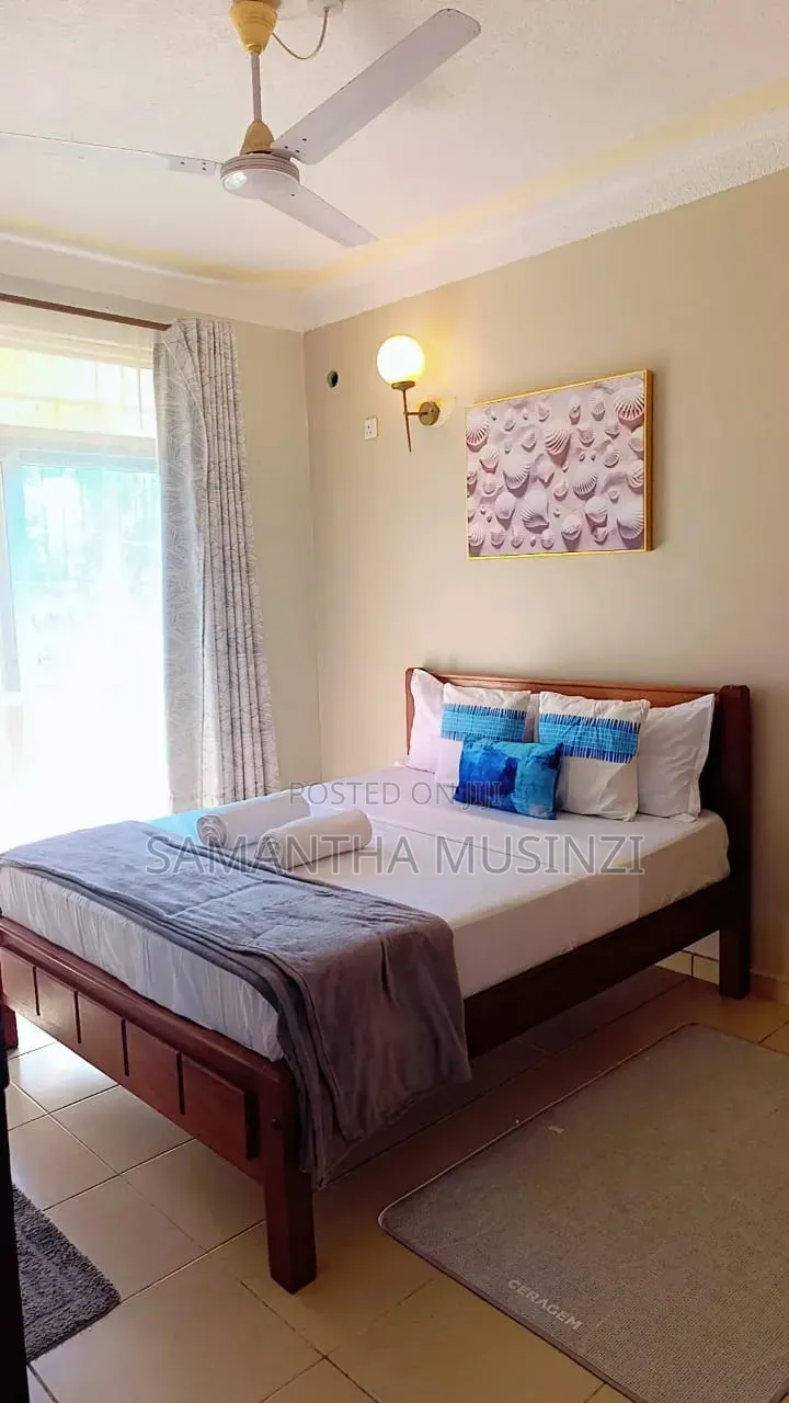 2 Bedroom Close to Beach
