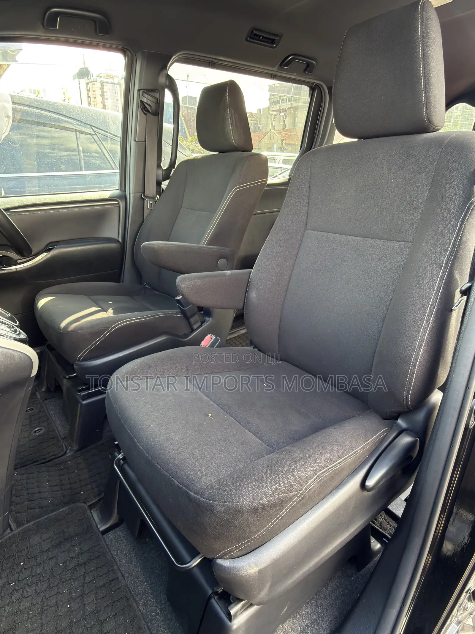 Toyota Voxy Hybrid ZS 2WD 7-Seater 2019 Black