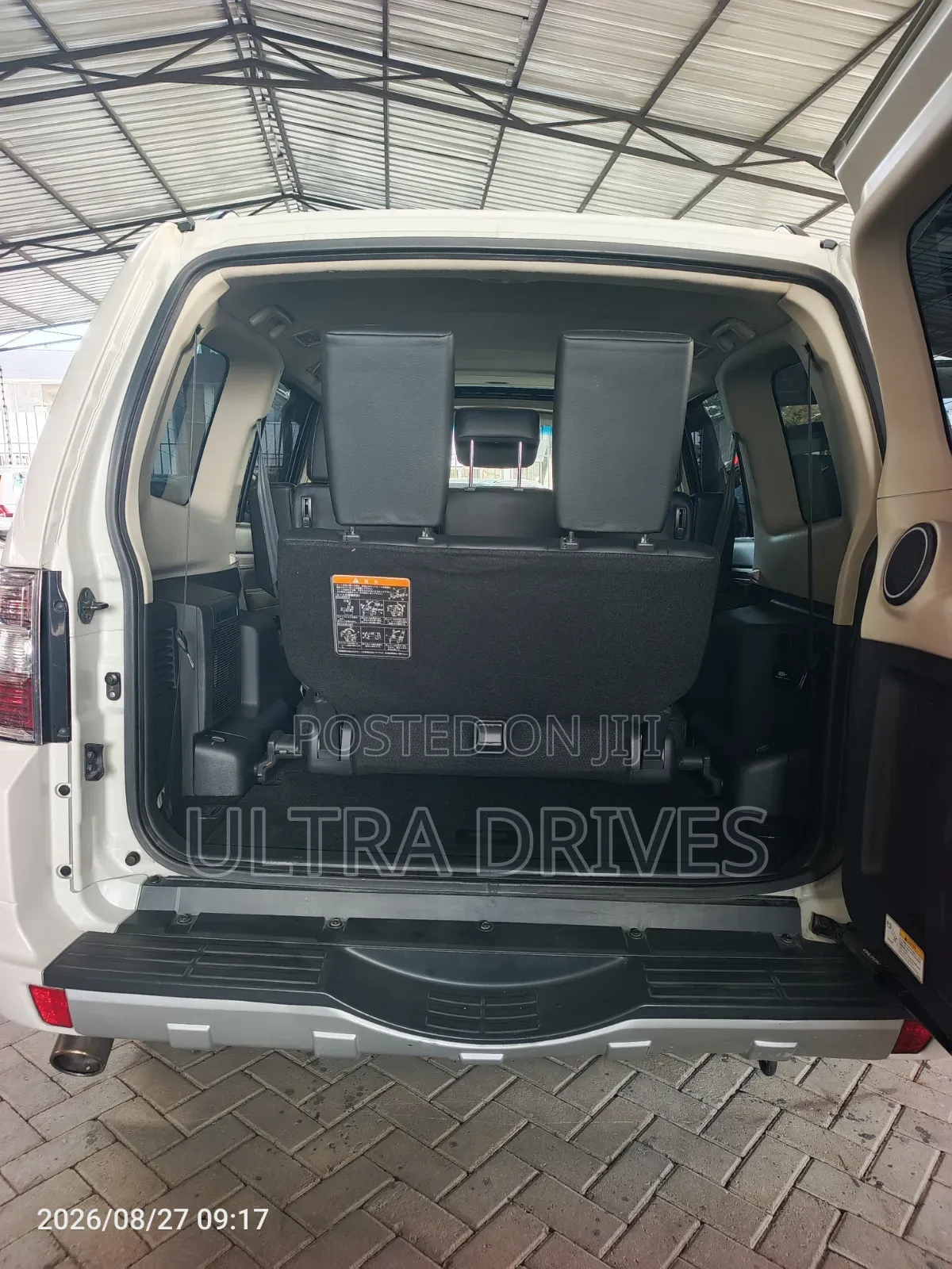 Mitsubishi Pajero 2019 White