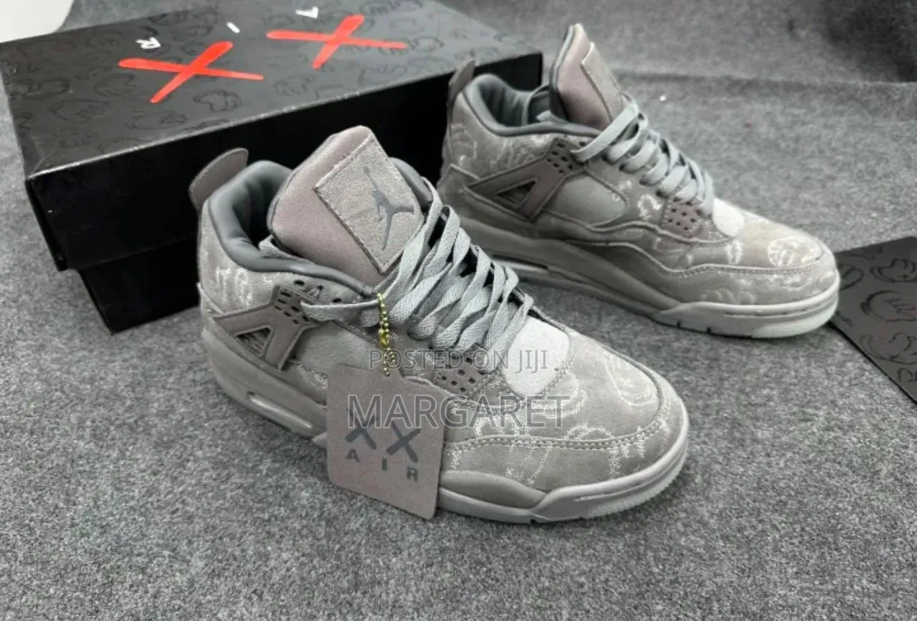 J4 Kaws Sneakers