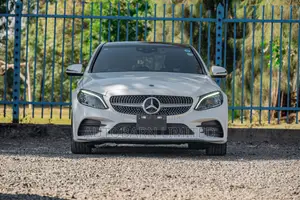 Mercedes-Benz C200 2019