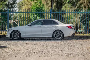 Mercedes-Benz C200 2019