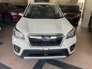 Subaru Forester 2019 White