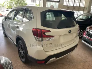 Subaru Forester 2019 White