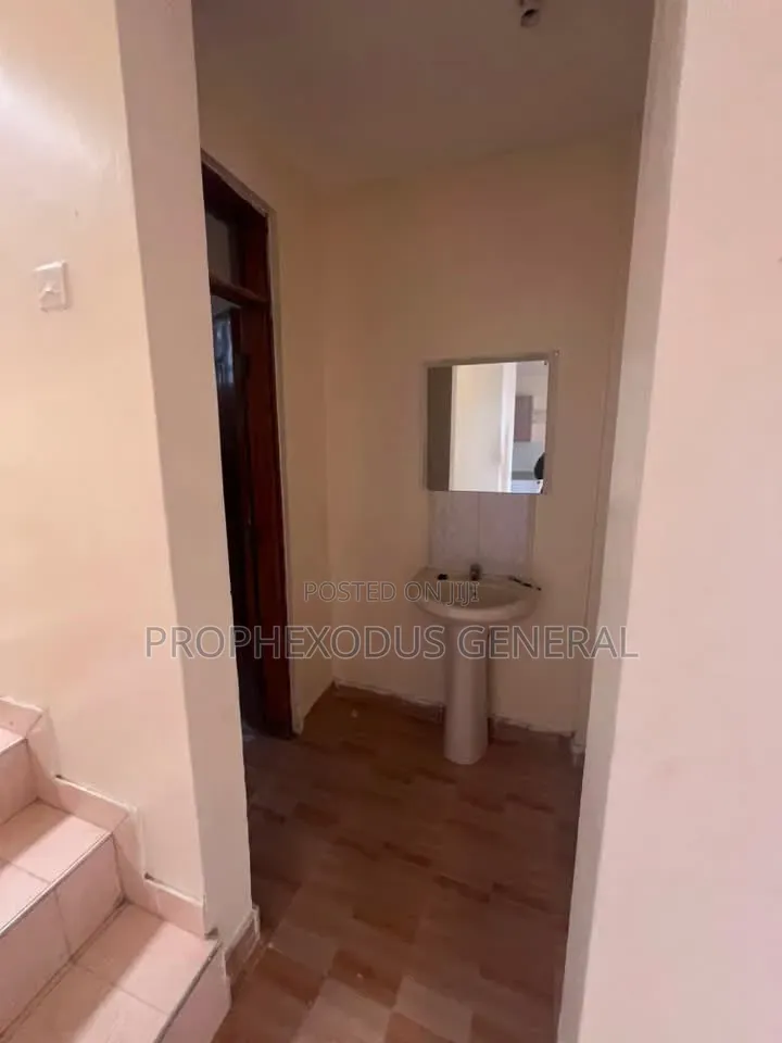 3bdrm Mansion in Rimpa for sale
