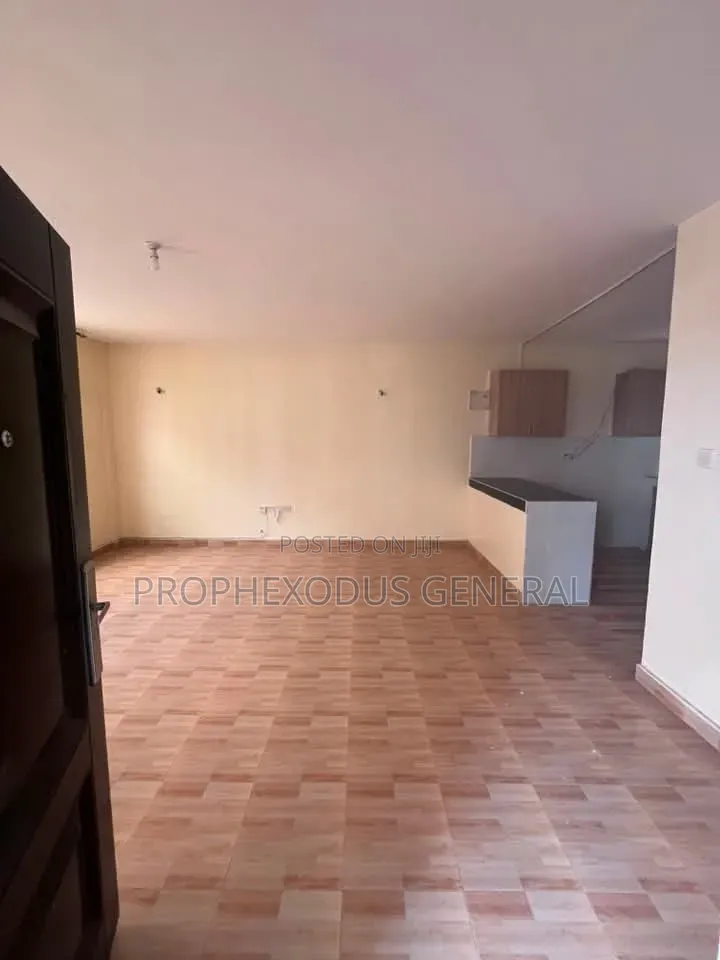 3bdrm Mansion in Rimpa for sale