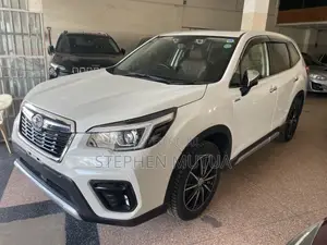 Subaru Forester 2019 White