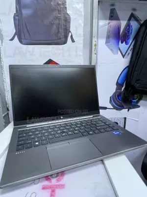 Laptop HP ZBook Firefly G8 16GB Intel Core i7 SSD 256GB