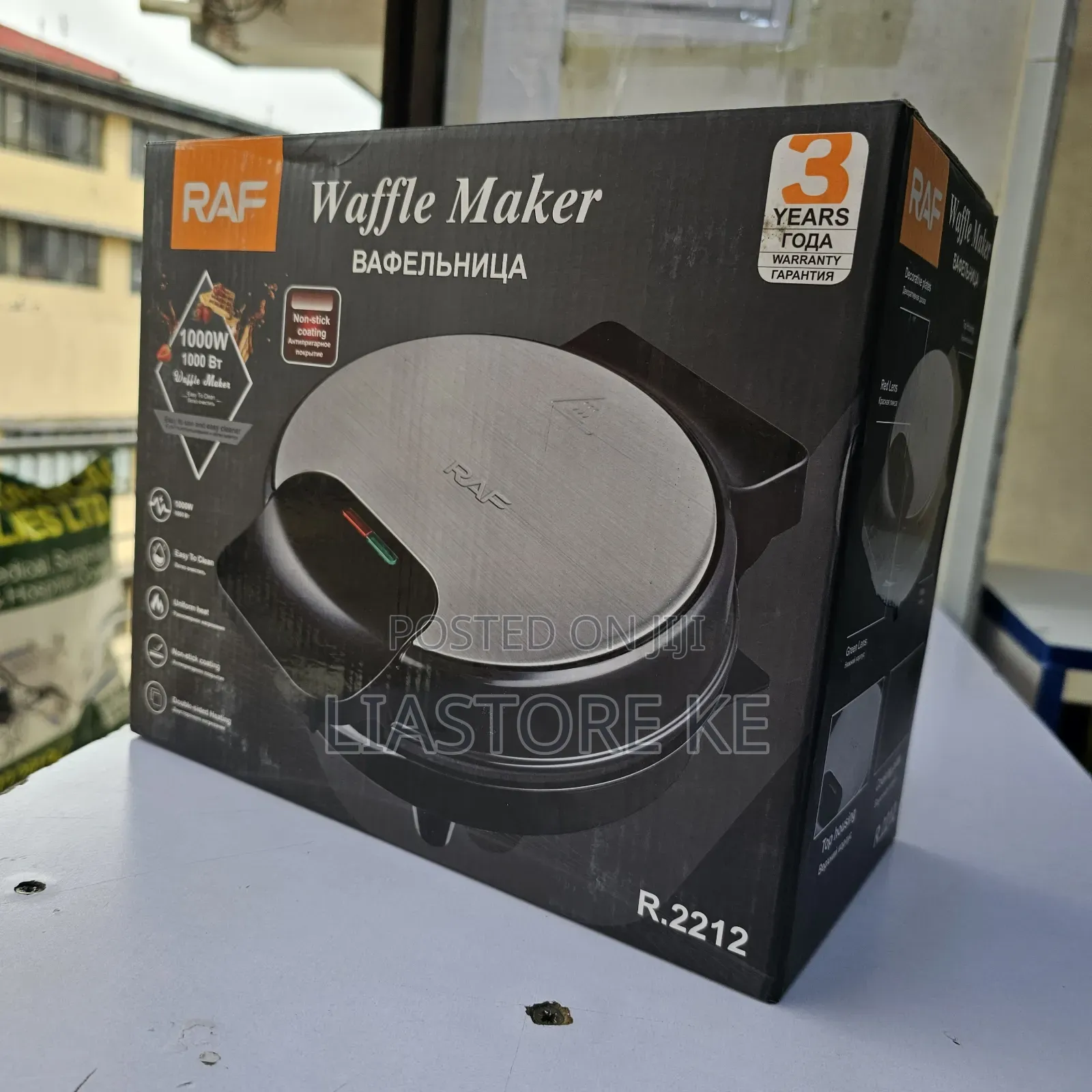 RAF 1000W Electric Waffle Maker – Non-Stick Heart Waffle Maker