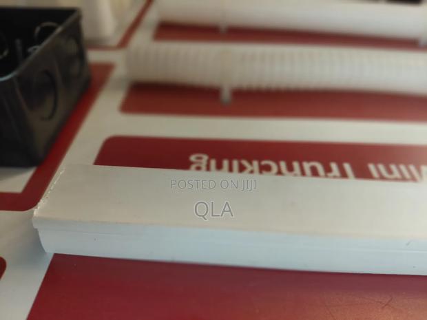 25×16mm Mini Trunking - thumbnail 2