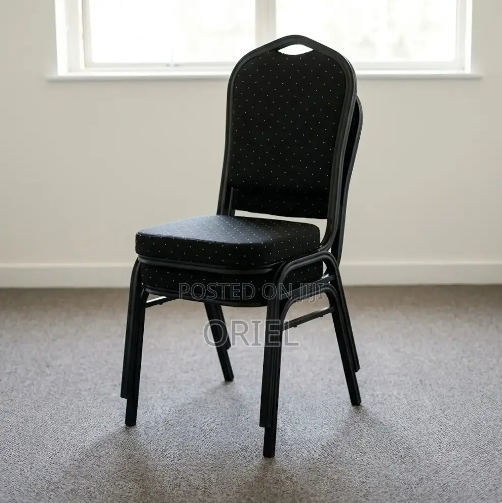 Office Chair : Black Banquet Chair