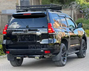 Toyota Land Cruiser Prado 2.7 2021 Black