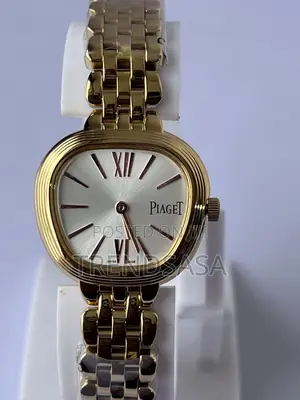 Piaget Cushion Shape Yellow Gold White Dial Ladies Watch