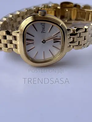 Piaget Cushion Shape Yellow Gold White Dial Ladies Watch