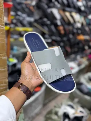 Designer Hermes Snandals