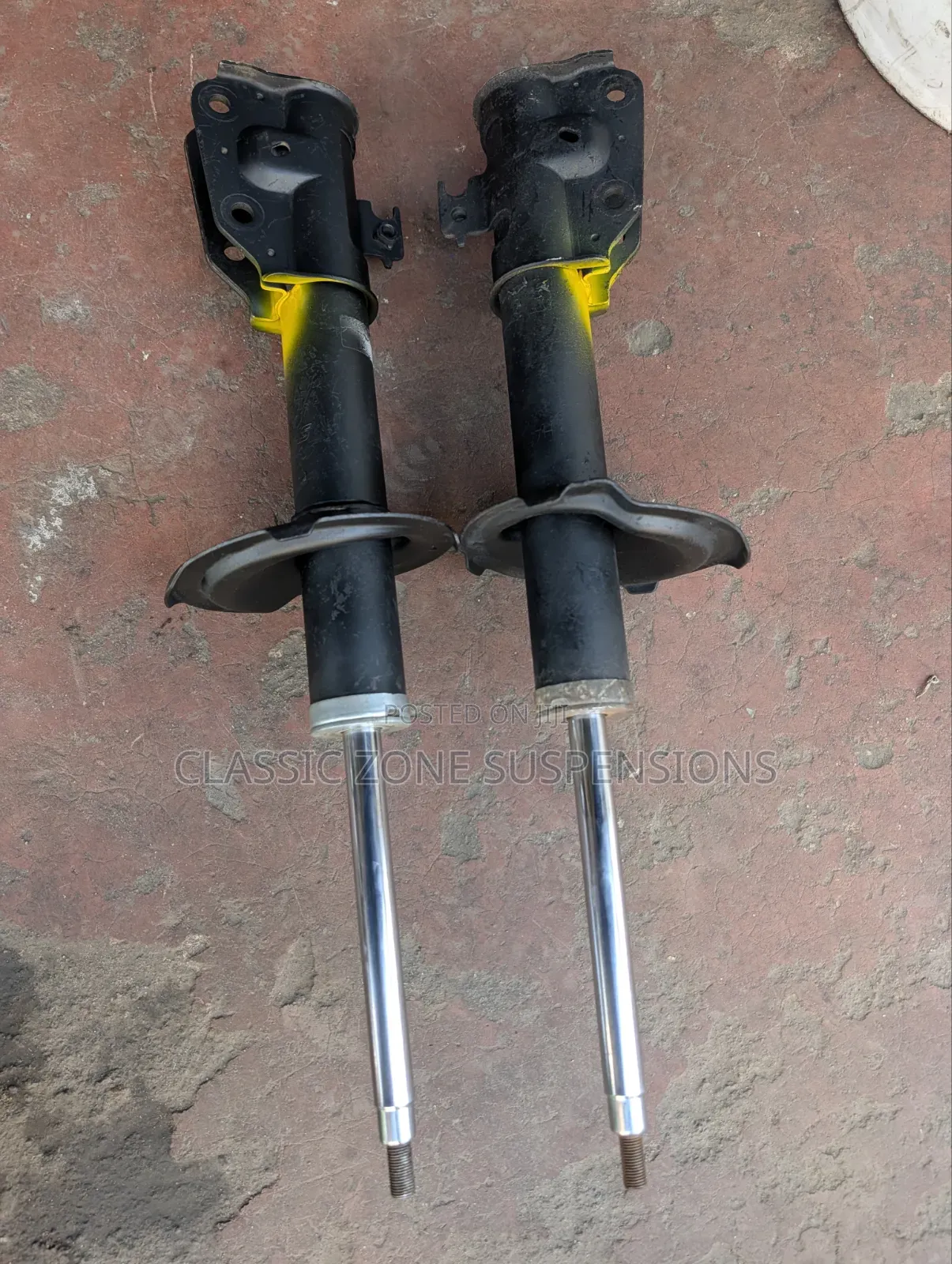Toyota Rush Shock Absorbers.