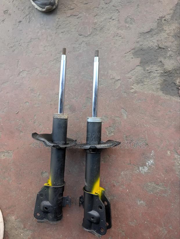 Toyota Rush Shock Absorbers. - thumbnail 3