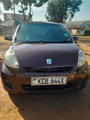 Toyota Passo 1.0 FWD 2007 Maroon