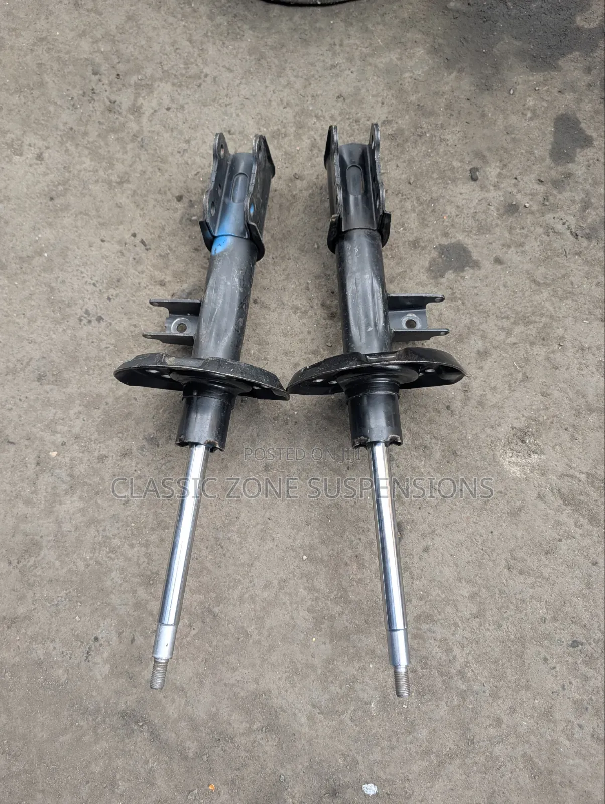 Mercedes Benz A180 Shock Absorbers.