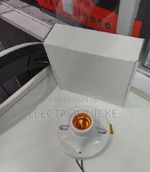 Hidden Smart Camera Light Socket for Indoor Surveillance