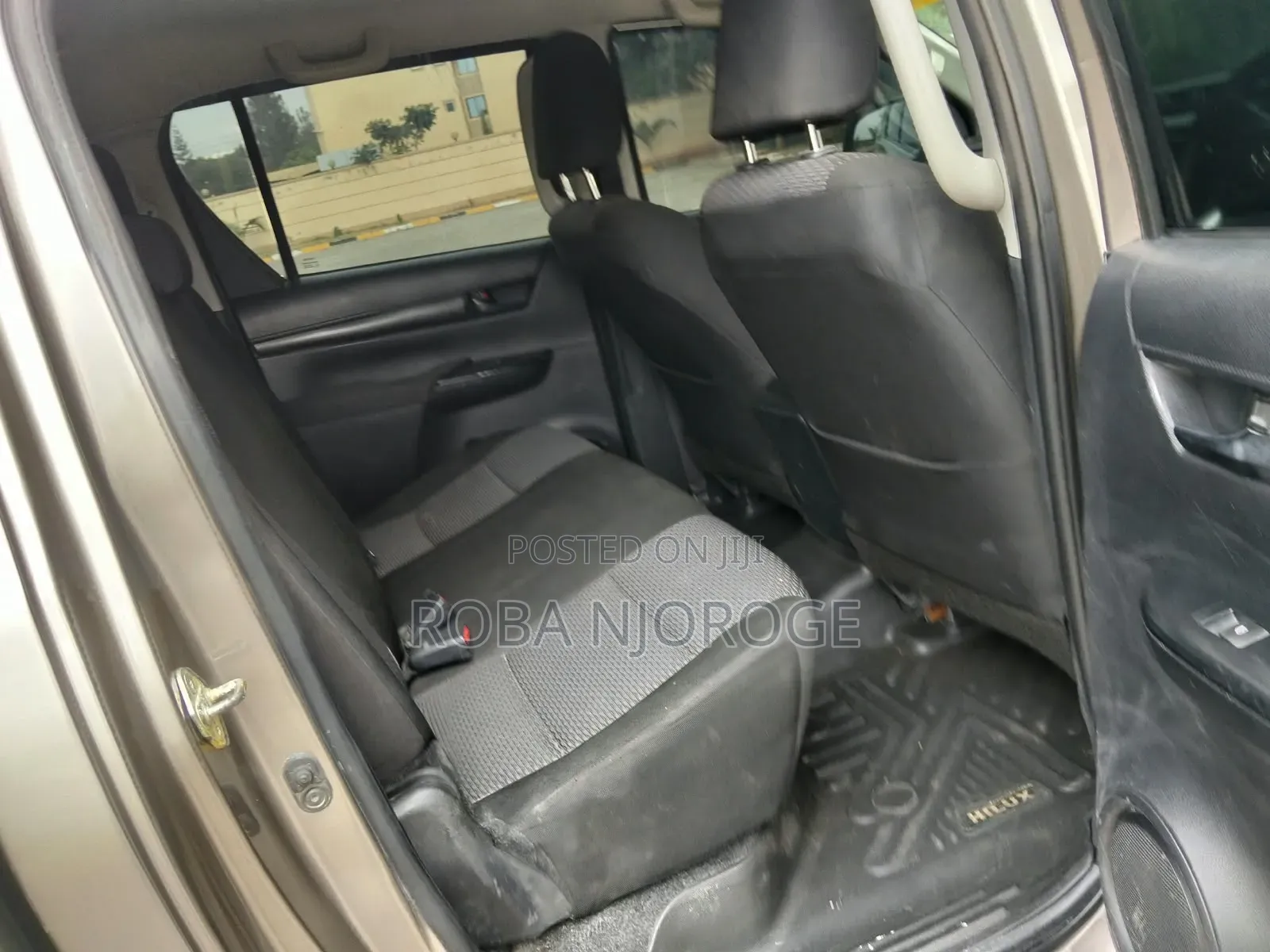 Toyota Hilux 2017 Brown