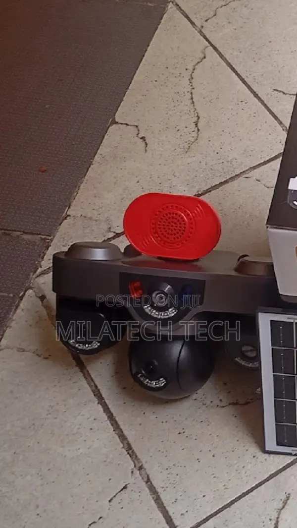 4G Solar PTZ Triple Lens Security Camera With Siren