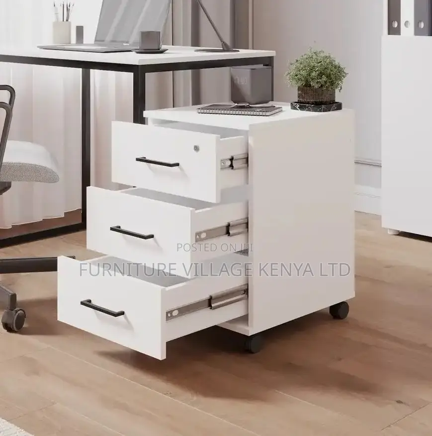 Pedestal Cabinet; Wooden 3 Drawer Movable Low Level Cabinet