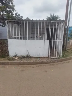 Buruburu Shop to-Let
