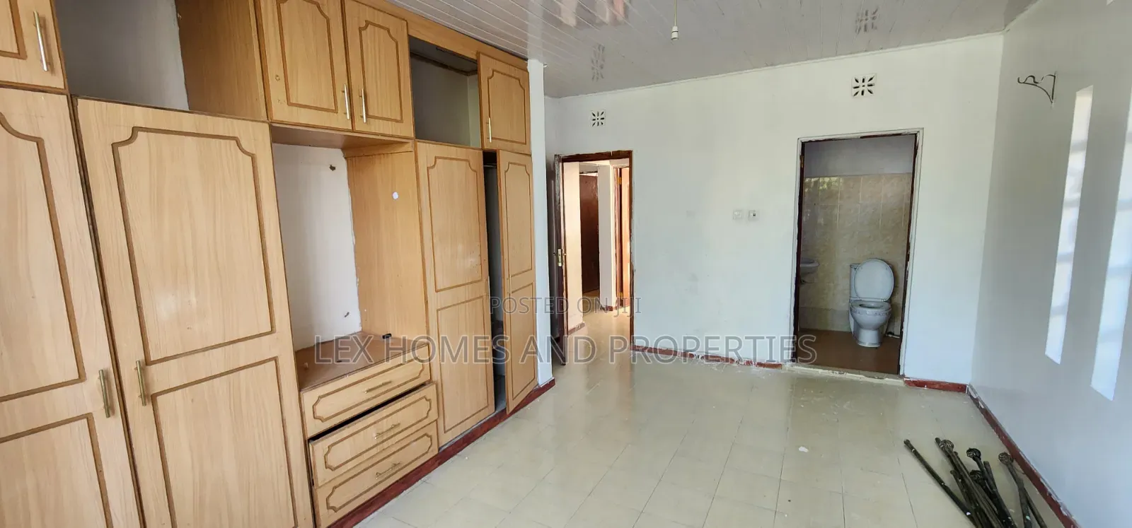 3bdrm Bungalow in Nkoroi for rent
