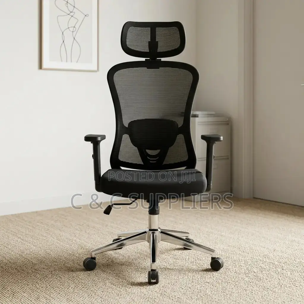 Black Adjustable Ergonomic Staff Chair.