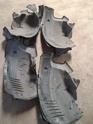 W204 Front Stone Guards