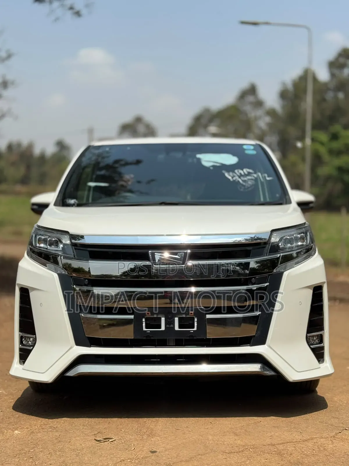 Toyota Noah 2019 Pearl