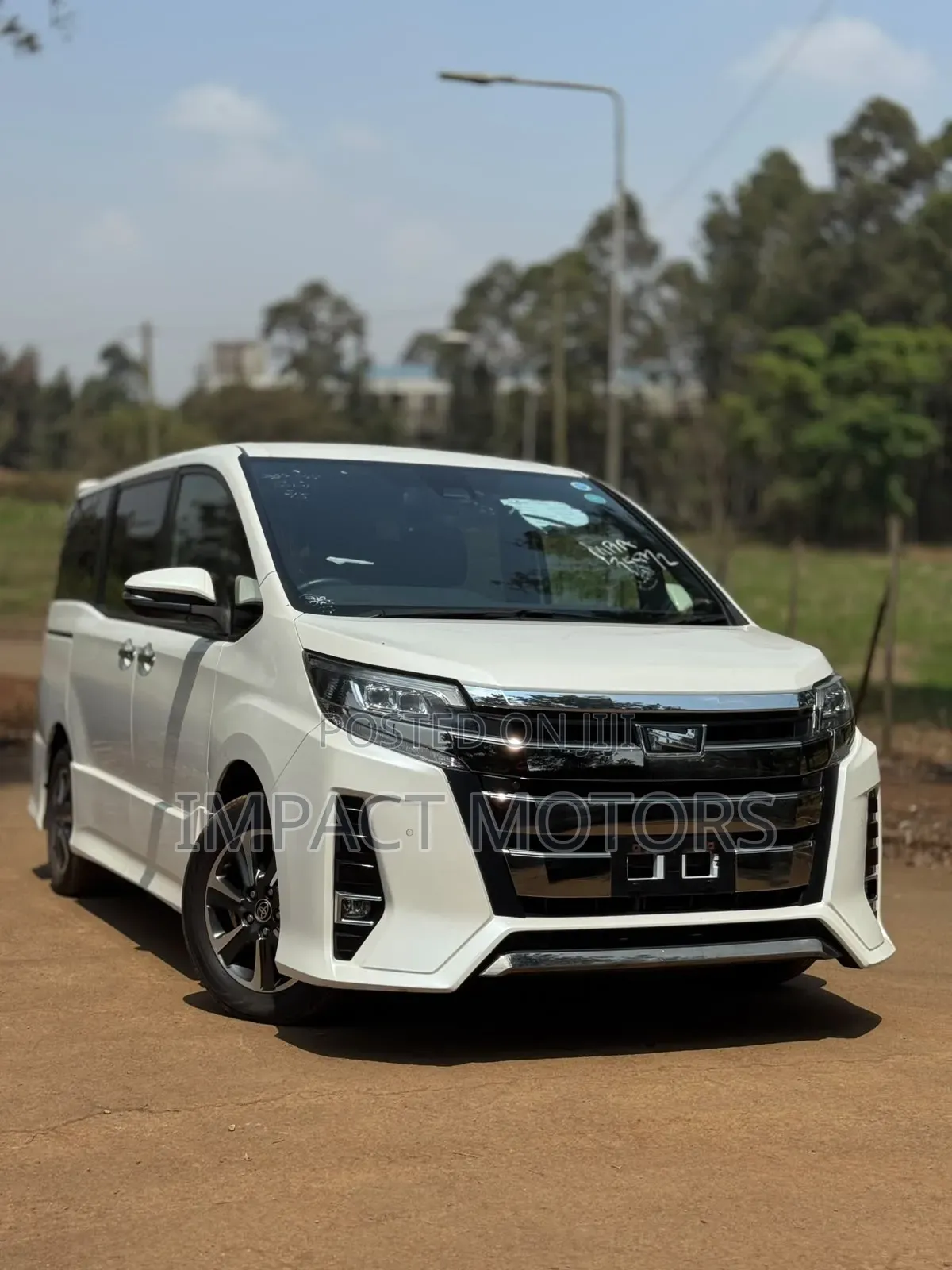 Toyota Noah 2019 Pearl