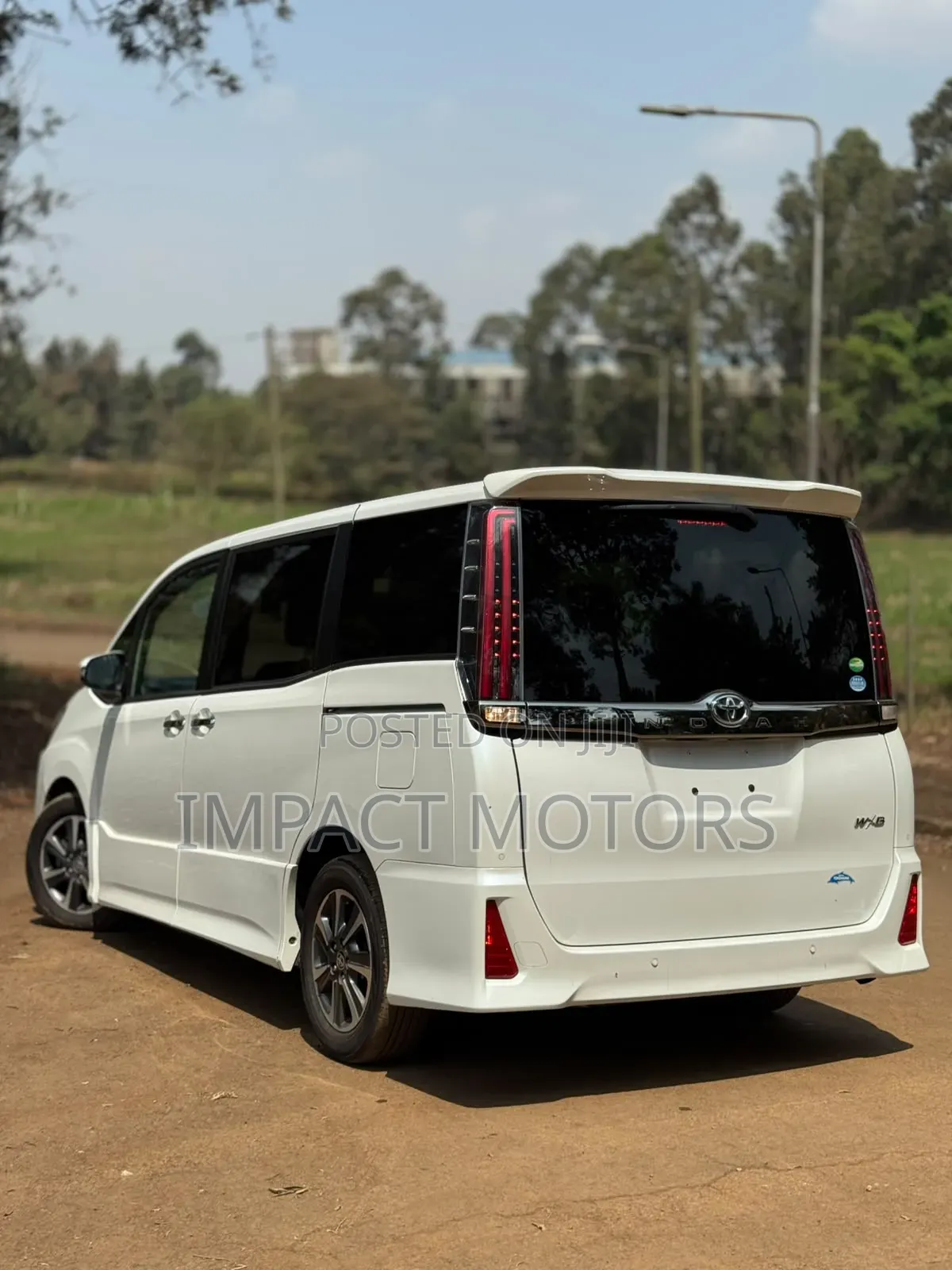Toyota Noah 2019 Pearl