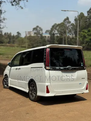 Toyota Noah 2019 Pearl