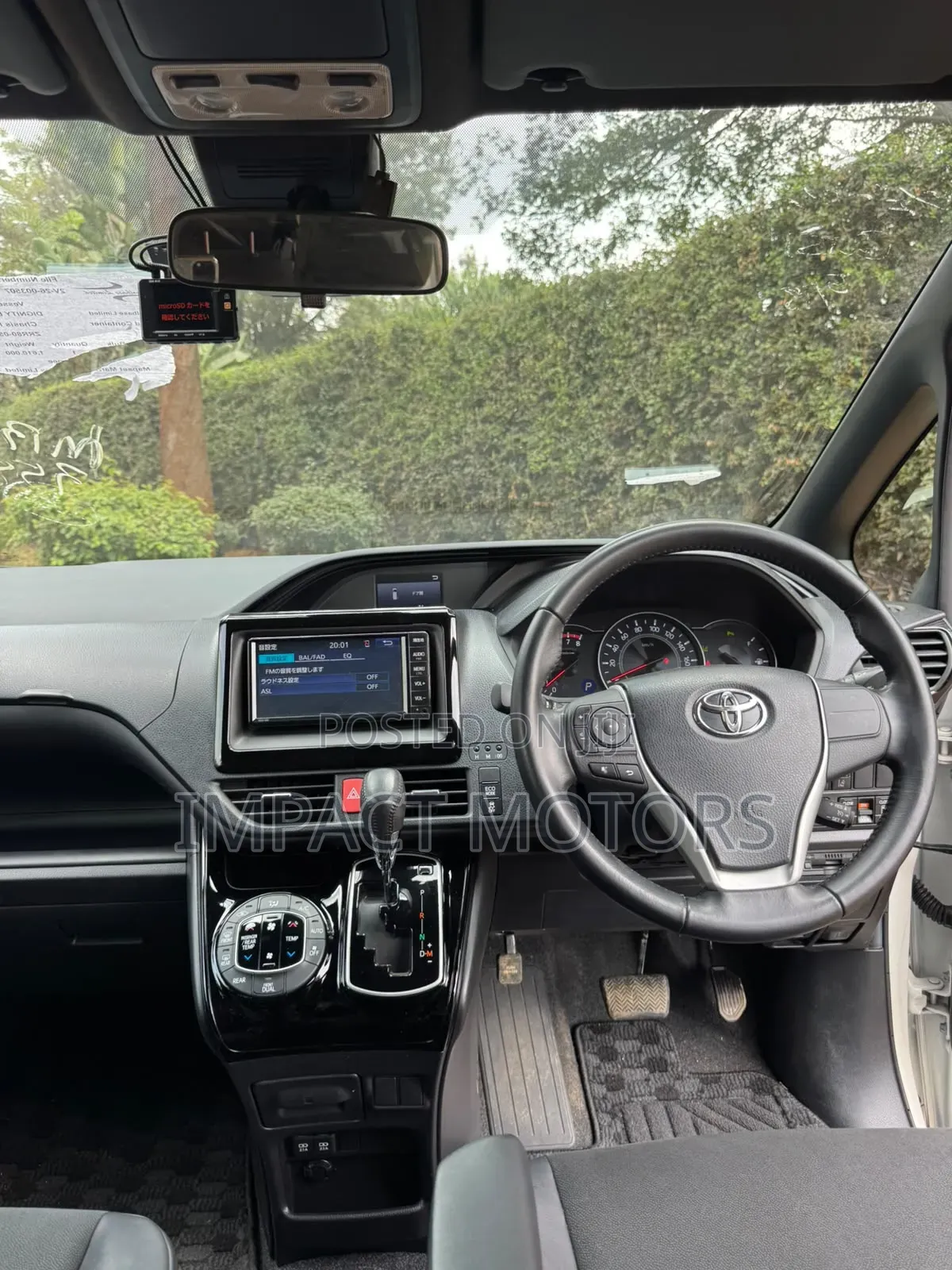 Toyota Noah 2019 Pearl