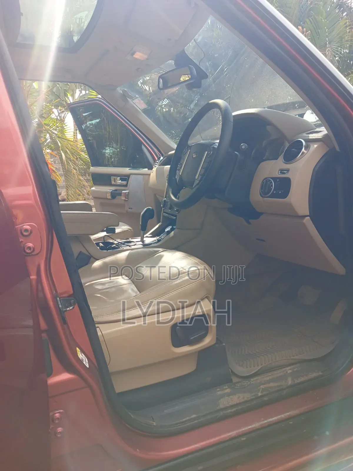 Land Rover Range Rover 2010 Maroon