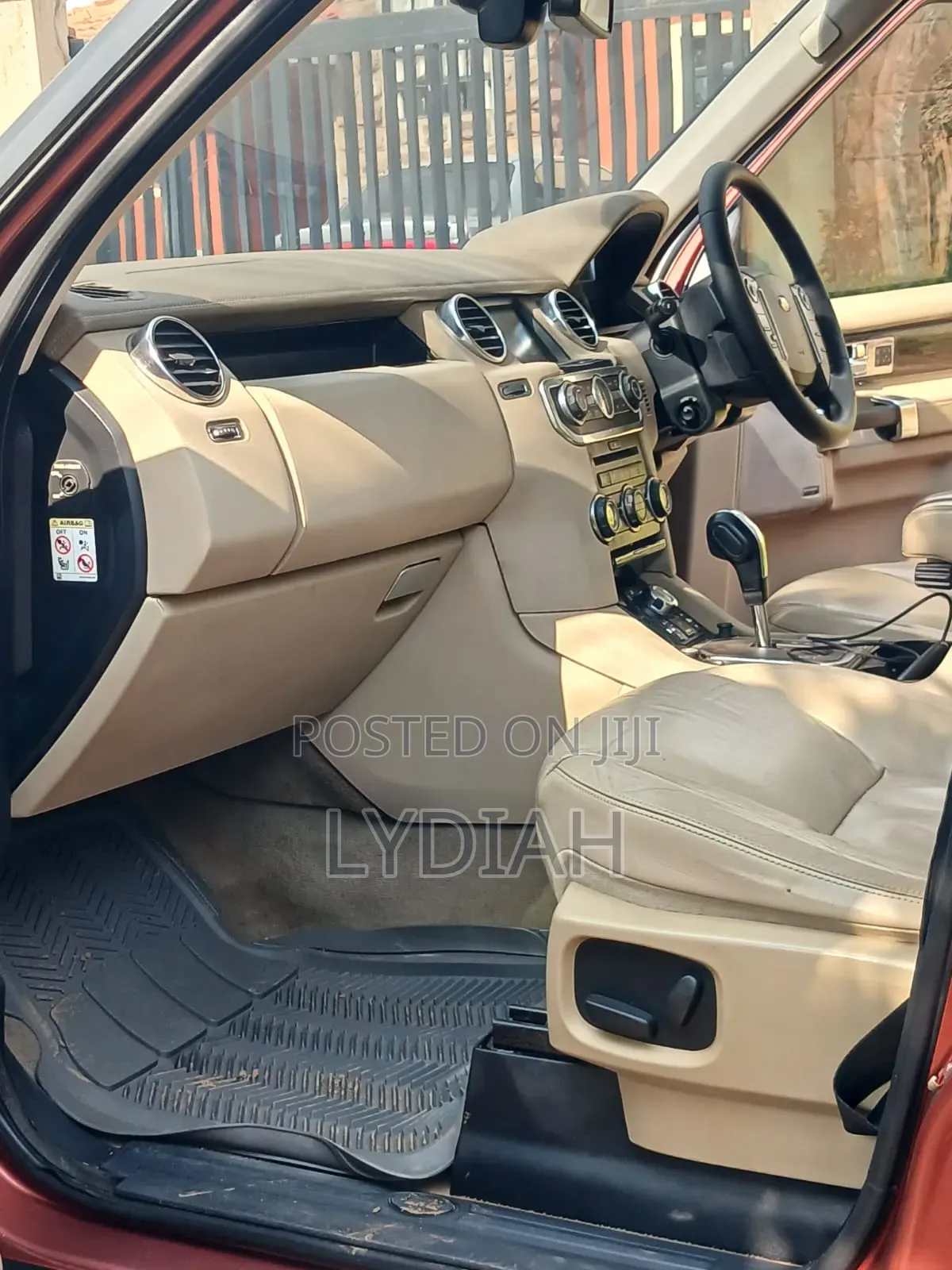 Land Rover Range Rover 2010 Maroon