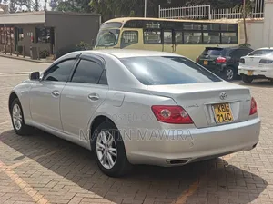 Toyota Mark X 2005