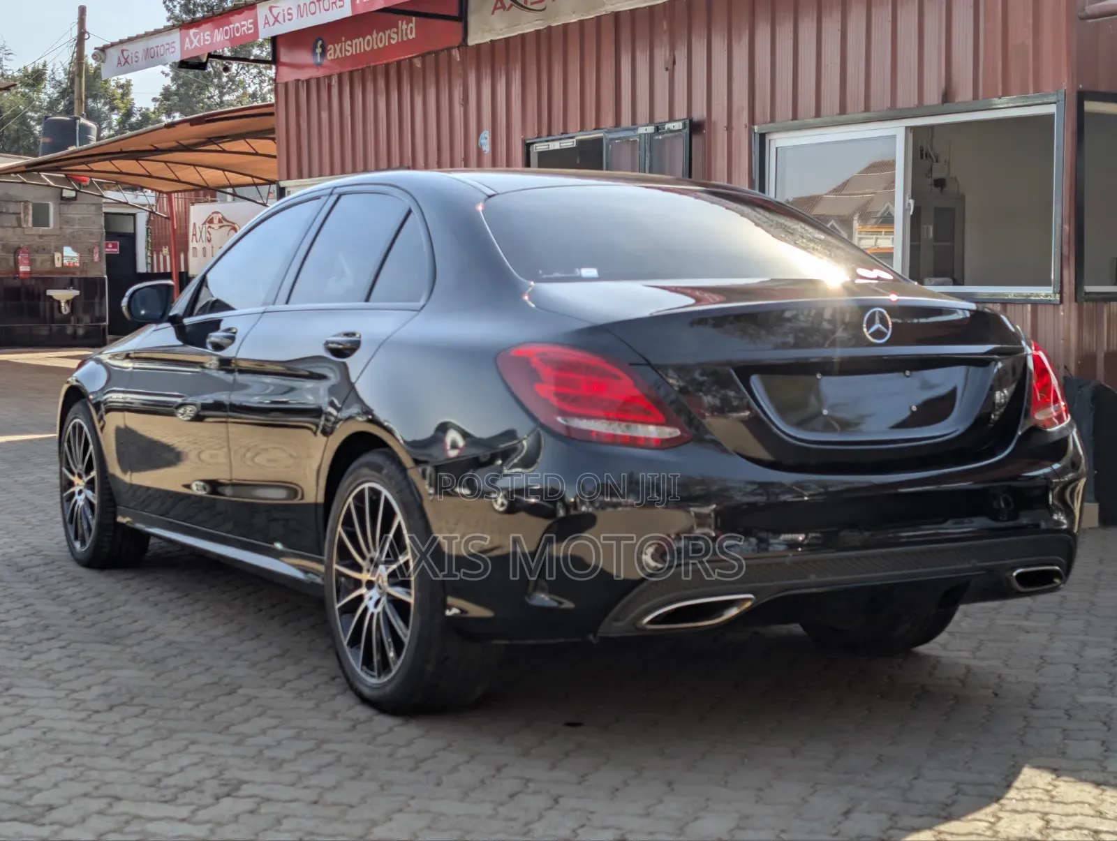 Mercedes-Benz C250 2015 Black