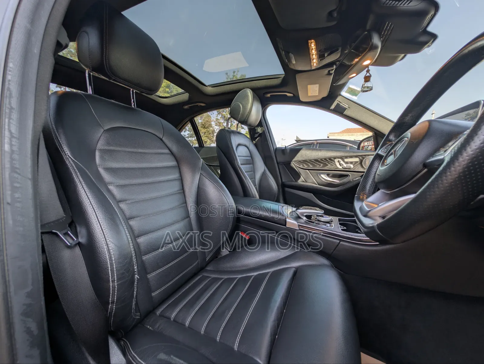 Mercedes-Benz C250 2015 Black