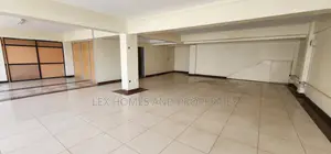 1380sqft Office Space to Let