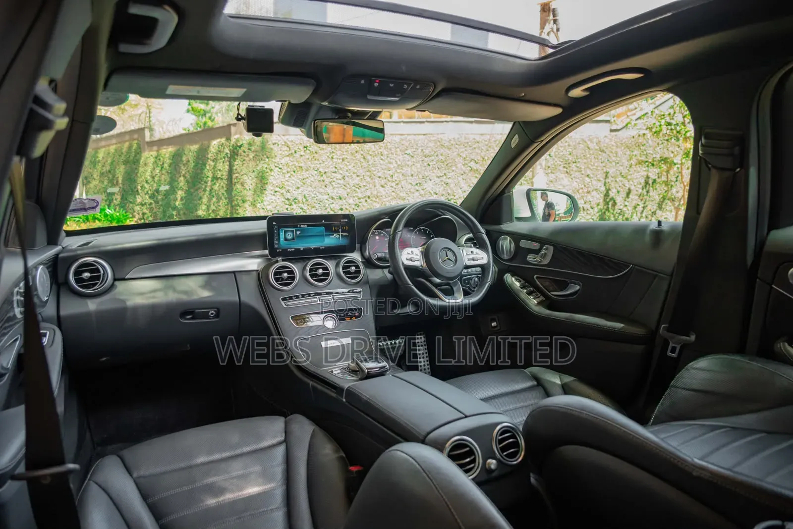 Mercedes-Benz C200 2019 Pearl