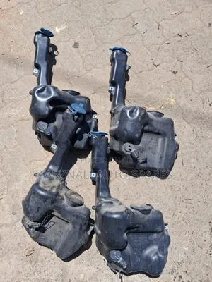 W204/W212 Washer Bottle